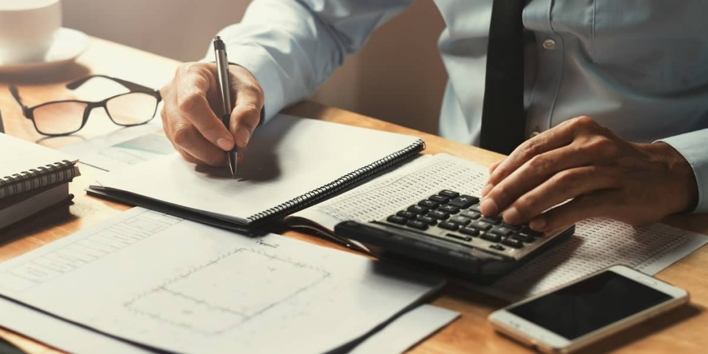 Receitas e Despesas mensais